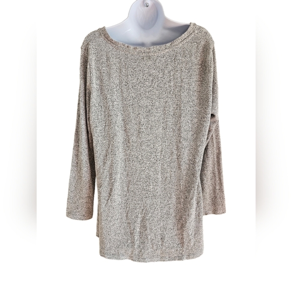 NWOT Misia size large gray and black top buttons - Picture 2 of 2